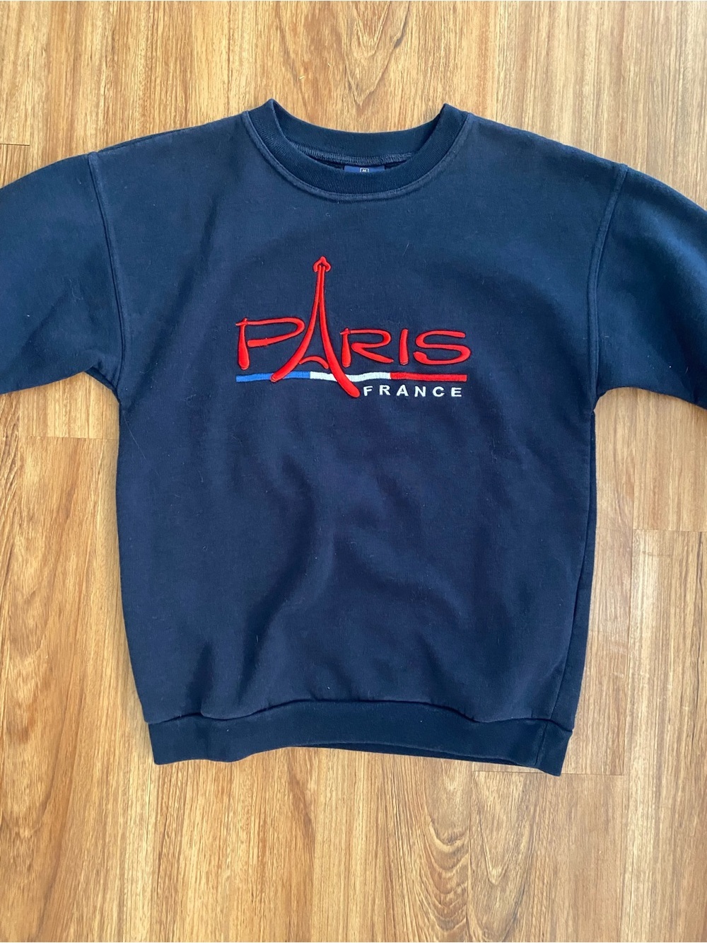 Vintage 90s Paris France Embroidered Navy Blue Crewneck Sweatshirt - Size M - Picture 2 of 6
